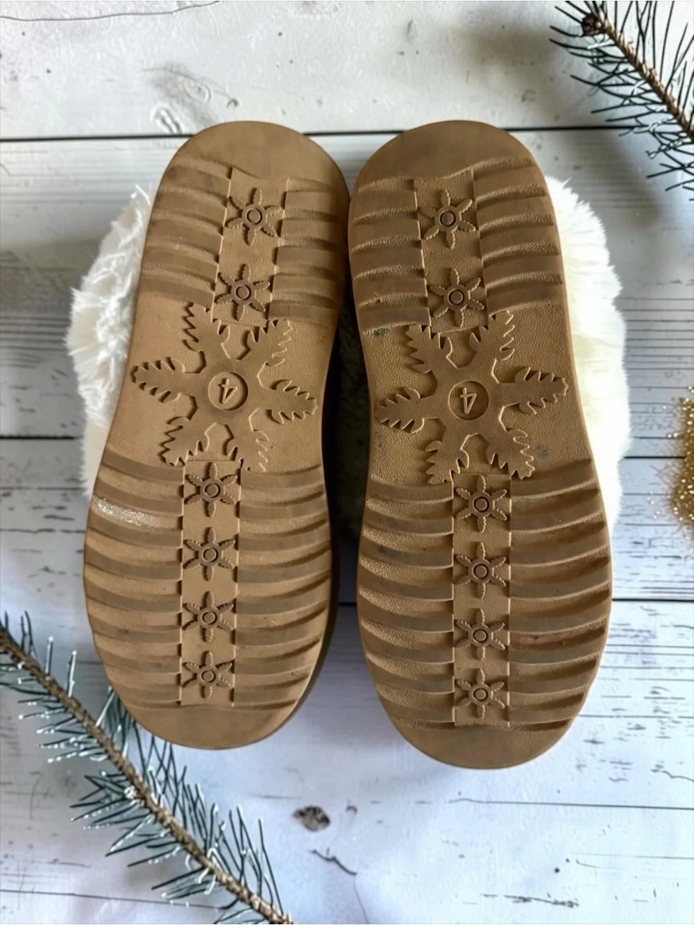 Thereabouts Kaylee Faux‑Fur Slippers | Tan Suede House Shoes | Big Girls Size 4M